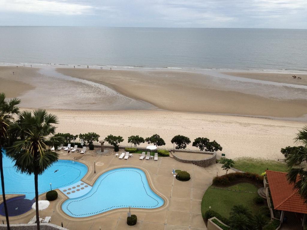 Cha-Am Beach Club 외부 사진